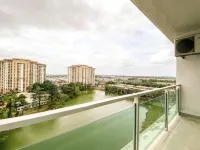 Palazio Serviced Apartment in Mount Austin Near Aeon Ikea Toppen Hsi - balcone