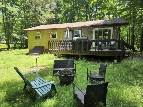 Pocono Cabin Big Bass Lake Resort  Ski, Indoor Pool - 4-Sterne