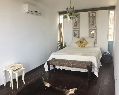 Unique Ocean View Cottage with Eco-Friendly Feautres. Hotels in Fraile