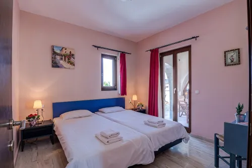 Makrigialos: Athena 3 bedroom Holiday Villa with Private Swimming Pool, Wifi - Homestays