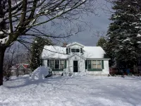 Family and Friends 4 Bedroom Newer Vacation Home
