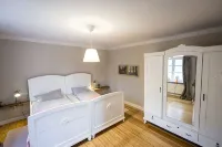 Freshly renovated brick house from the 1920s in Wingst -  Privatzimmer