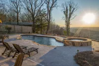 Cozy Cabin in Mentone -  Incredible Views - Swimming Pool - Hot Tub - 5-Star