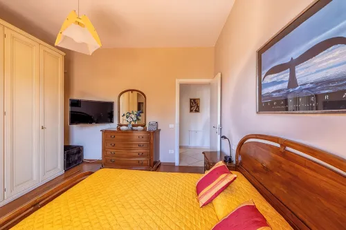 New Luxury & Quiet 2BR Apt with Terrace and Views