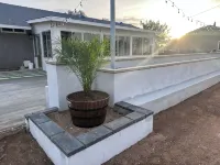 3-bdrm house in charming Apple Valley w/ WiFi, AC, encl'd patio, & large yard. - Wifi