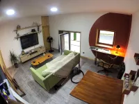 Apartment in the heart of the village with all amenities and the Gaillac vineyards - อพาร์ทเม้นท์