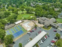 Walkout Patio • Steps to the Pool • Gated Golf Resort • Sleeps 6 - 4-Star