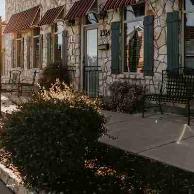 GrueneGusthaus #4|Private Condo+ Golf Cart Rentals Hotel Exterior