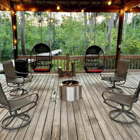 Secluded cabin on the water with jetski, hottub & kayak! Pets OK & early checkin