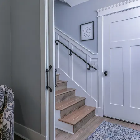 2 Min Walk to Downtown/King Bed /Golf Cart Rental/Pet Friendly!