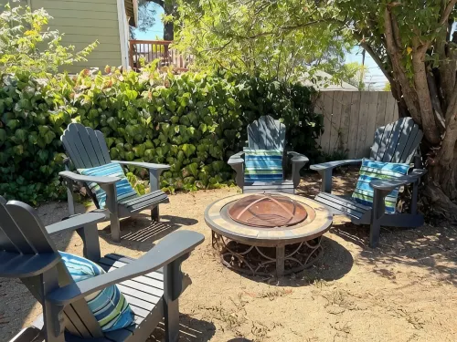 Waterfront Boutique Bungalow 1-Walk to Ferry to San Francisco, Free WIFI Parking