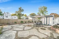 3BR1.5BA Retreat - Near Airport - Homestays