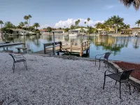 Spectacular 2br/2bth isld apartm - 2-Star