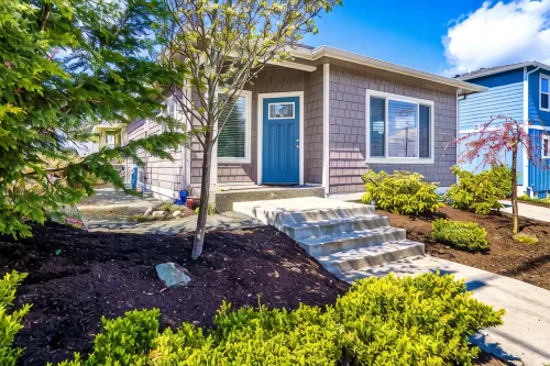Cute Cottage, Close to Everything Anacortes Has to Offer. Discounts Available