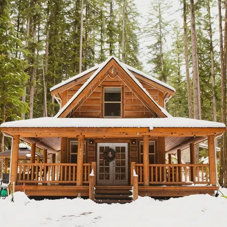 Logshire at Mt.Baker EVCharger & HotTub