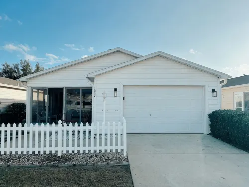 2 bdrm/2bath Patio Villa
