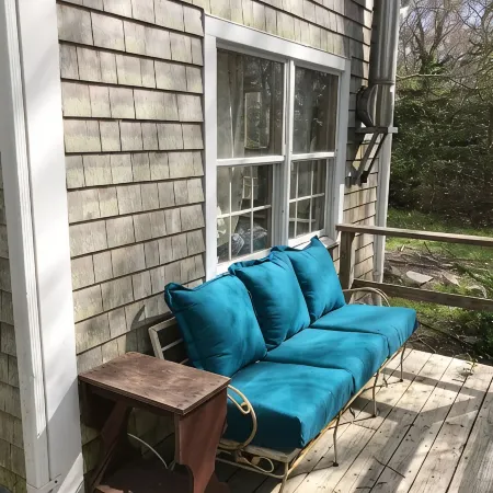 Lambert's Cove Beach Getaway - NEW LISTING Private Beach Access!