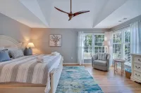 Luxurious Shipyard Evian Condo 196, with Close Access to Beach, Golf and Pool. - Villas