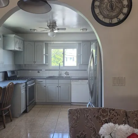 PureHeart House, Spacious, 3Bdr30 MN from Manhattan. NYC