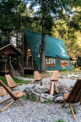The A-Frame @ SkyCamp: Classic cabin with Hot Tub and BBQ near Stevens Pass