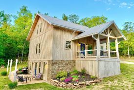 Getaway in the heart of the Ozarks