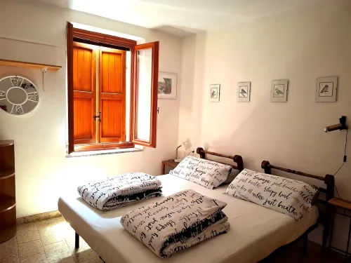 Welcoming cozy apartment in a quaint medieval village
