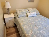 Spacious Floating Condo on the Water with Upscale AmenitiesNew Water Filtration - Wifi