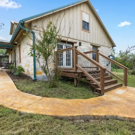 Luxury Home with Fire Pit & Hill Country Views
