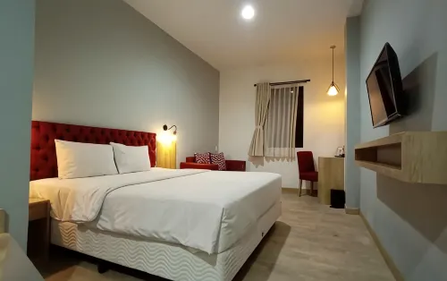 Ideas Hotel Jalan Jakarta - Parkplatz