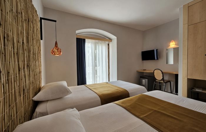 Serpina Hotel