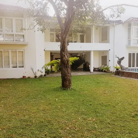 Artisan Villa