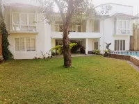 Artisan Villa