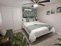 Guest Suite: Close to Beach & Downtown St. Pete Hotels in Pinellas Park
