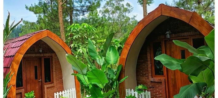Pagupon Camp Syariah Hotels in Bumiaji