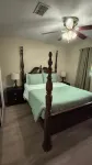 Myrtle’s place, a Charming home with a pool! - Private Pools