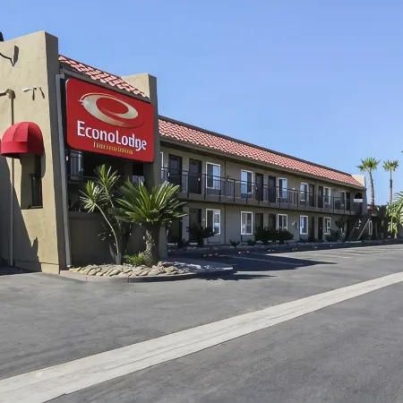 Howard Johnson Escondido CA