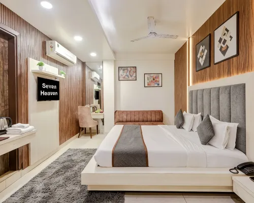 Hotel Cozy Nest Rohini Hotels near Rohini