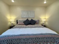 Jordan River Retreat. Charming 1 bedroom apartment in Lehi Ut on the river.