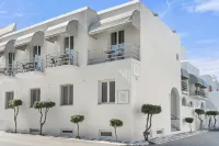 Polos Hotel Paros