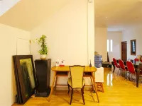 Nexdeco House Homestay Syariah Solo