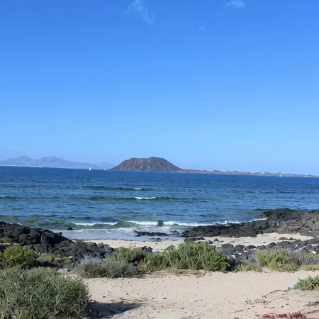 Privilege Bay- Villa Eesha-sea view and natural park view. Beach front location.