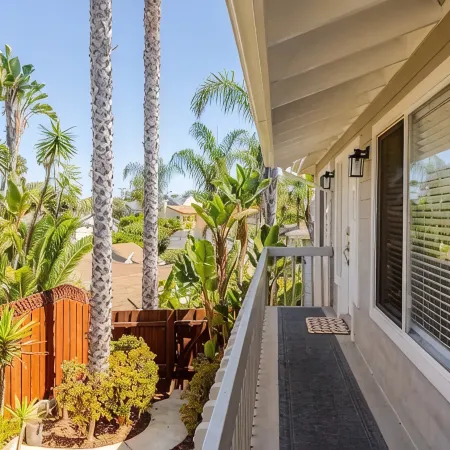 Luxe & Spacious Retreat - Steps to Beach Game Room