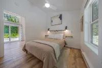 Black Haven Tiny Home - 民泊
