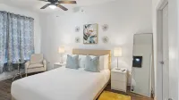 Modern 1Br 8 Minutes to Dallas World Cup Stadium. Free Parking, Gym + Fast WiFi