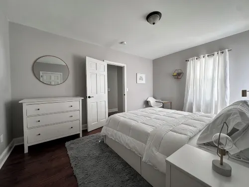 Charming 2bedroom Apt walking distance to Downtown Rahway & Train Station to NYC - Wifi