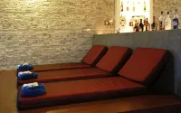 Weekender Resort - bars