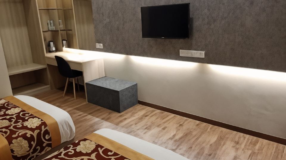 M Global Hotel