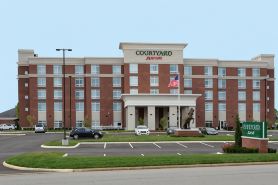 Courtyard Youngstown Canfield