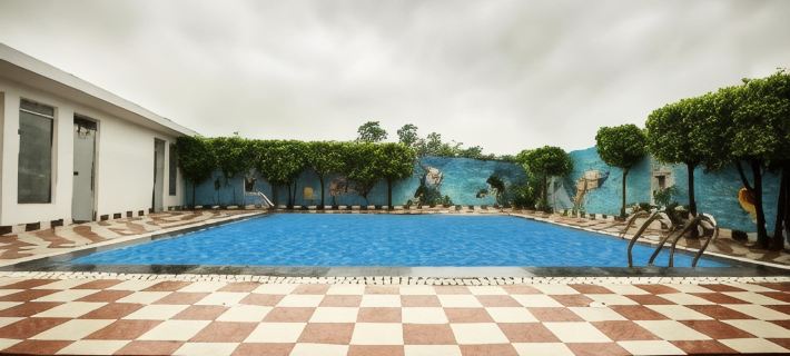 EastLynn Resort Rishikesh リシケーシュのホテル