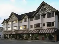 College Inn Hotel